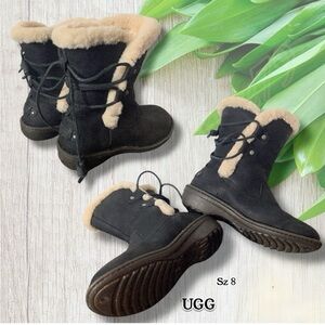 UGG Akadia Women's Black Shearling Boots Lace Up Back Size 8 Leather